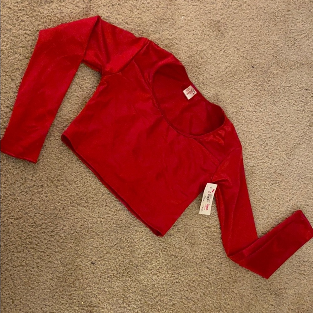 STRETCHY DANCEWEAR CROP TOP